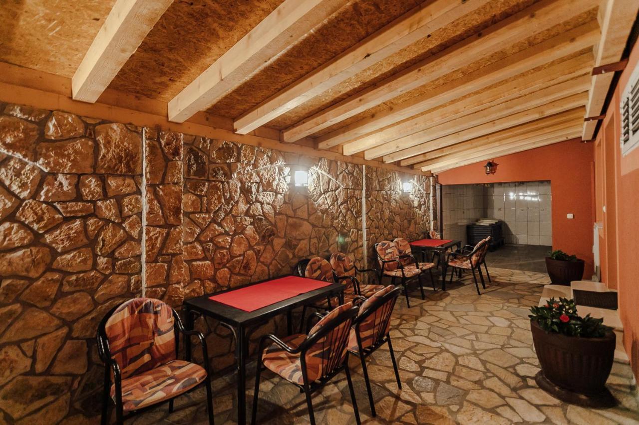 Guest House Villa Zivanovic Herceg Novi Bagian luar foto