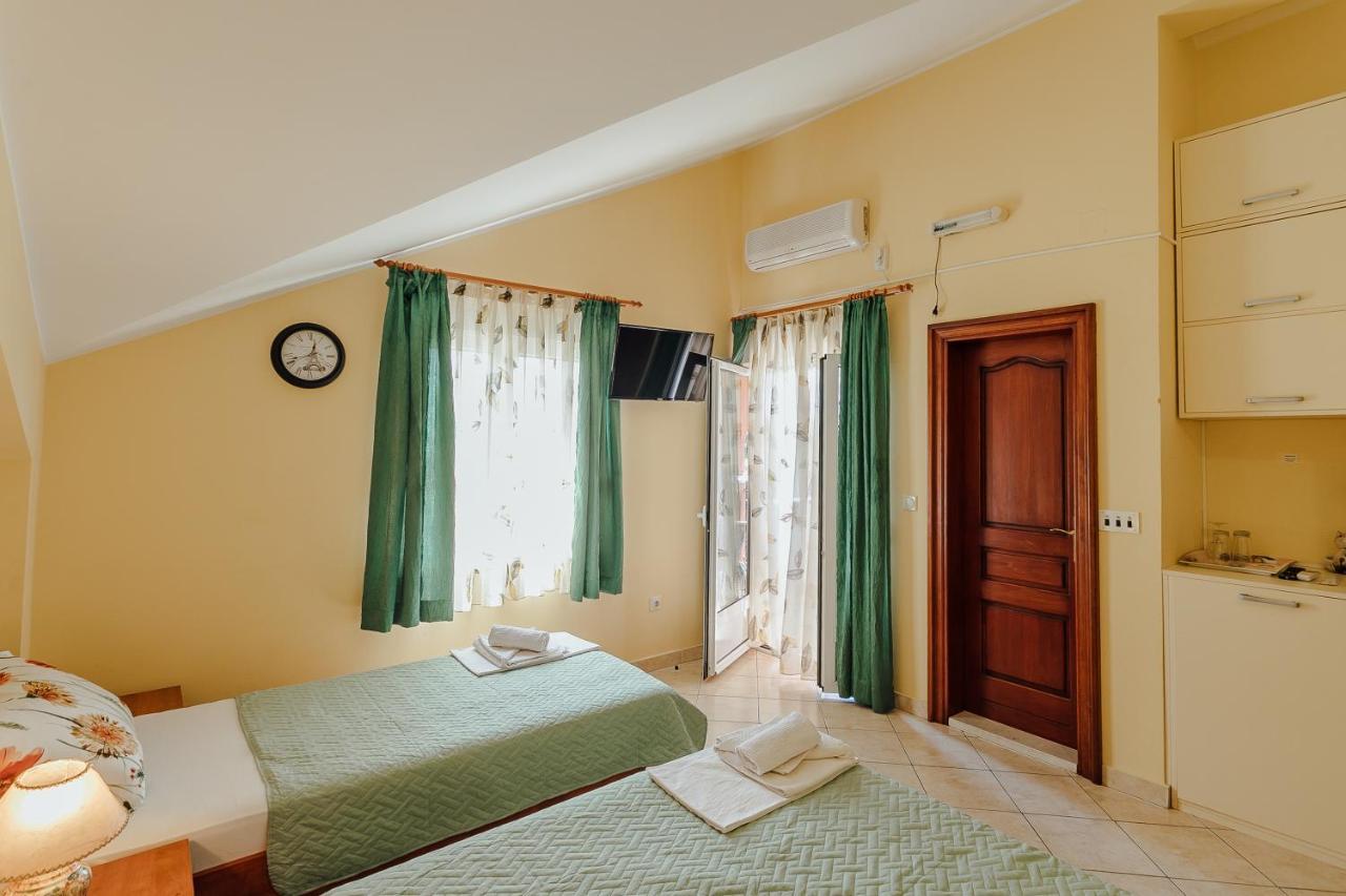 Guest House Villa Zivanovic Herceg Novi Bagian luar foto