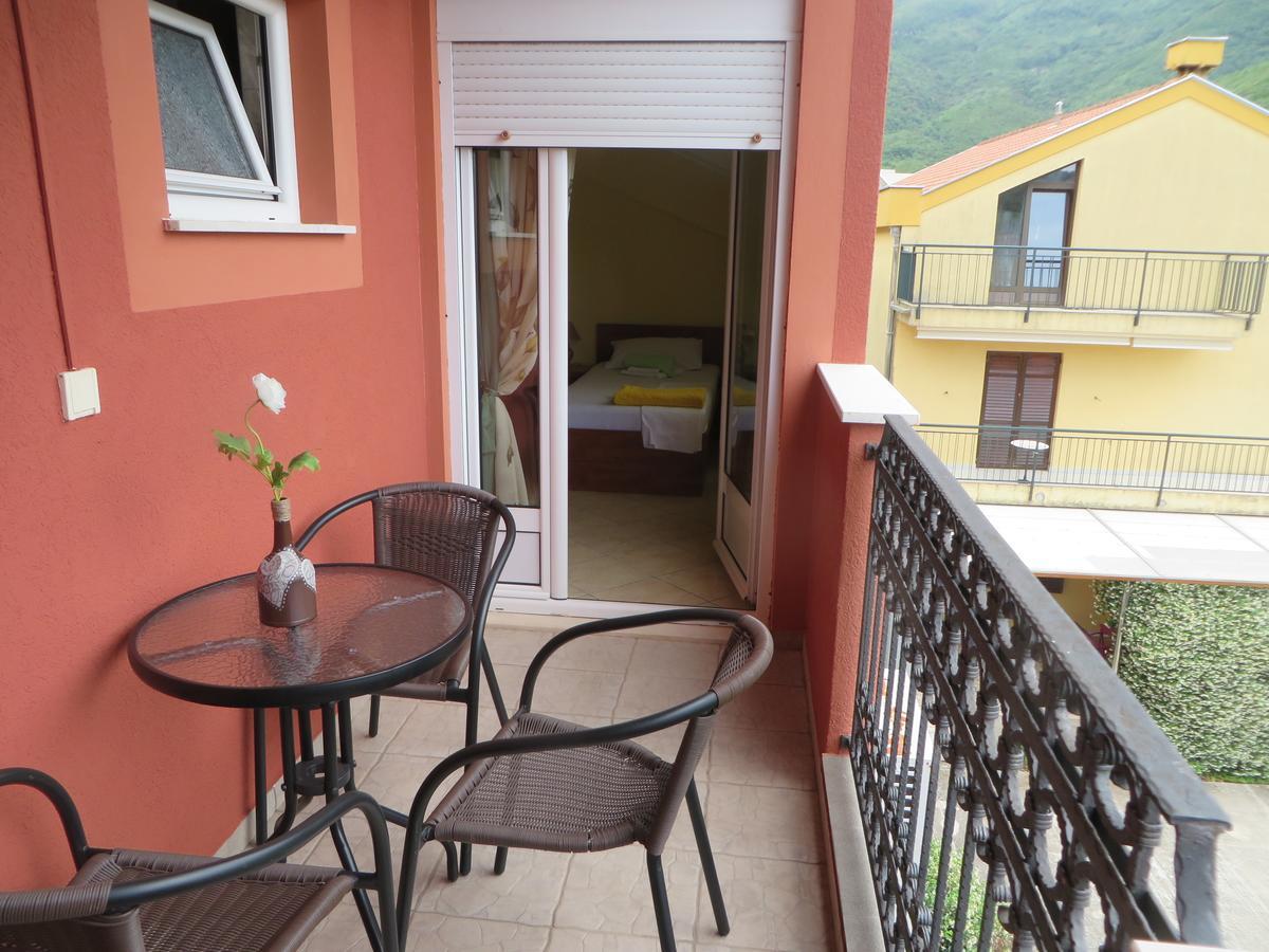 Guest House Villa Zivanovic Herceg Novi Bagian luar foto
