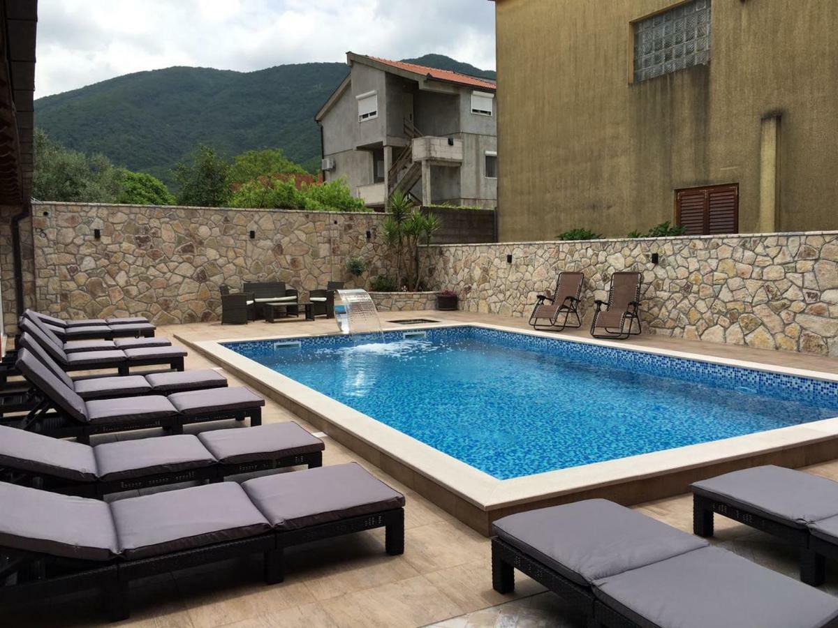 Guest House Villa Zivanovic Herceg Novi Bagian luar foto